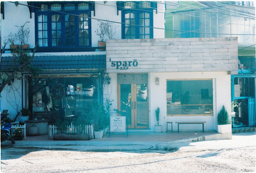 The December và Sparö